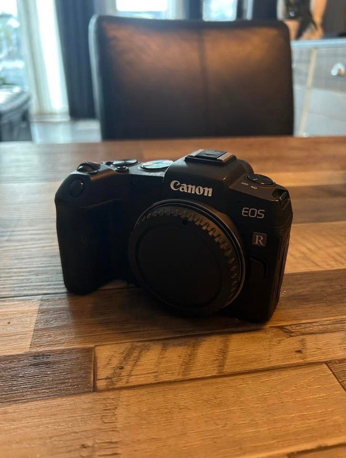 Canon EOS RP Systeemcamera - Zo goed als nieuw, Audio, Tv en Foto, Ophalen, Canon, Kantelbaar/draaibaar scherm, Zo goed als nieuw