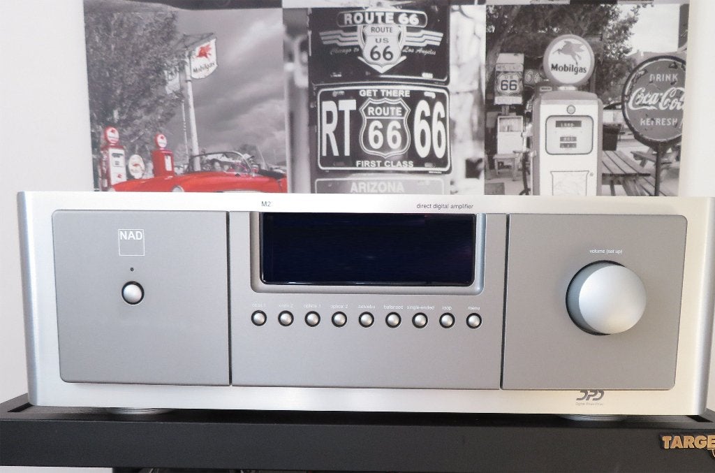 NAD M2 versterker, Zo goed als nieuw, 120 watt of meer, Stereo, Ophalen