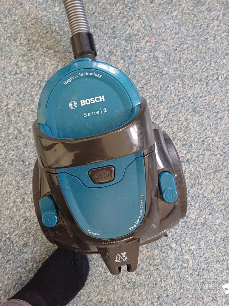 Bosch Serie 2 Zakloze Stofzuiger - PureAir Technologie, Witgoed en Apparatuur, Stofzuigers, Ophalen of Verzenden, Gebruikt, Reservoir