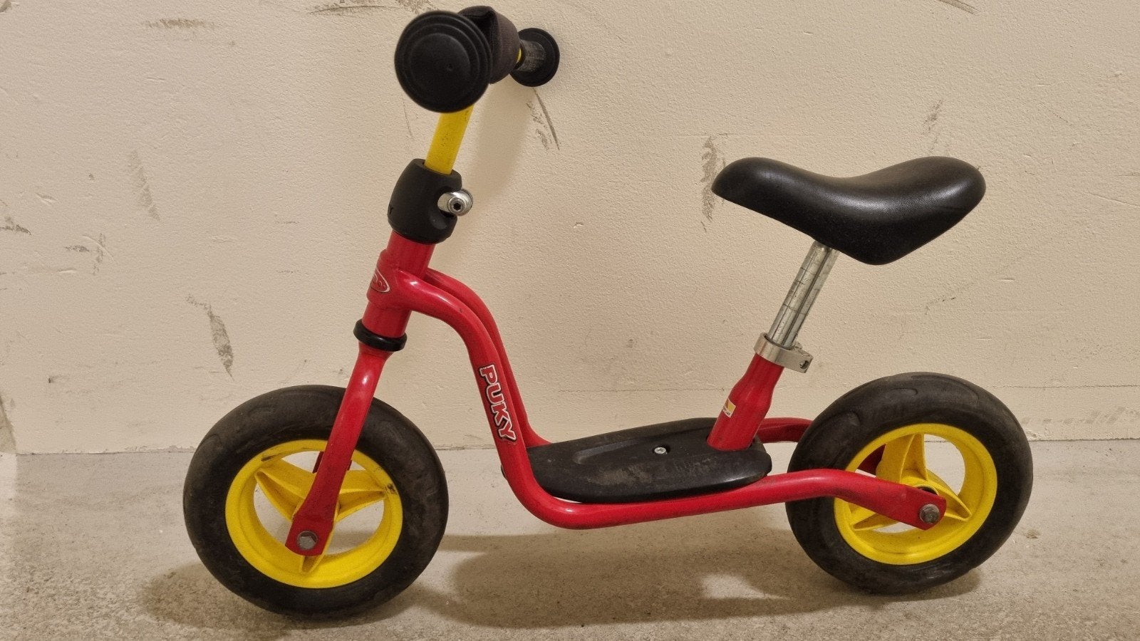 Puky loopfiets rood -, Ophalen, Zo goed als nieuw, Minder dan 16 inch, Puky