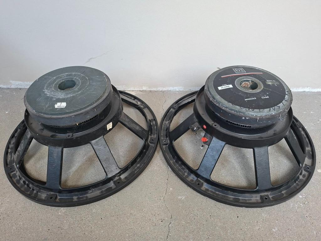 2 x 18 inch RCF/Martin audio, Subwoofer, Niet werkend, 120 watt of meer, Ophalen