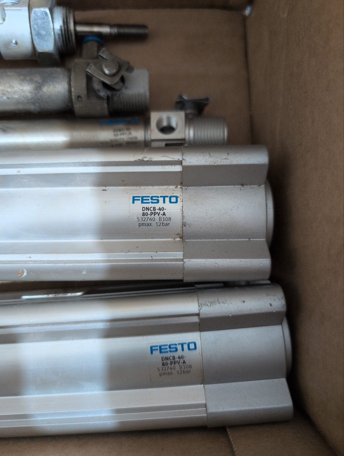 Festo DGO-25-530-PPV en DNCB-40-80-PPV-A cilinders, Ophalen of Verzenden