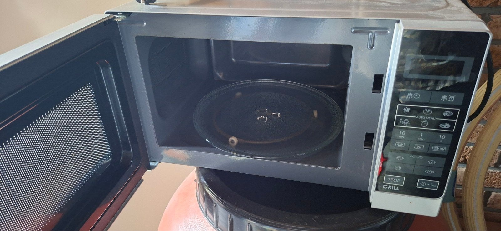 Sharp R-200 Compacte magnetron met grillfunctie, Witgoed en Apparatuur, Magnetrons, Ophalen