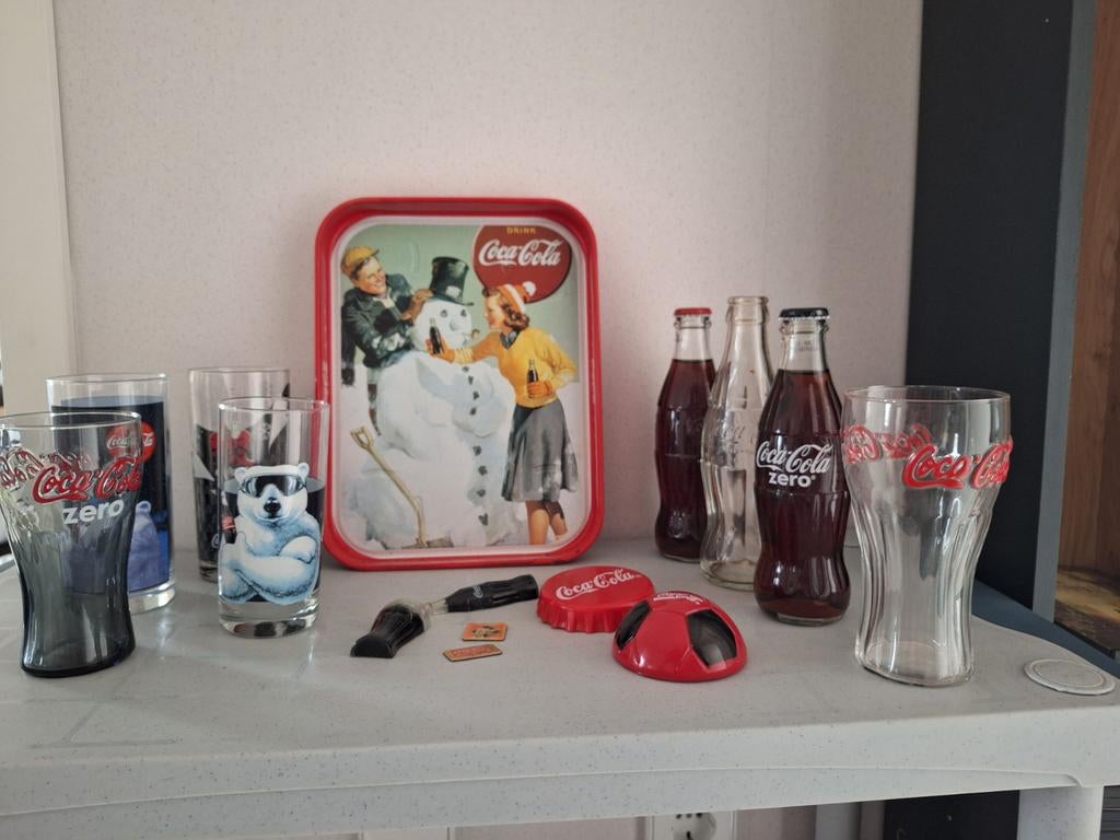 Coca-Cola verzameling, Ophalen