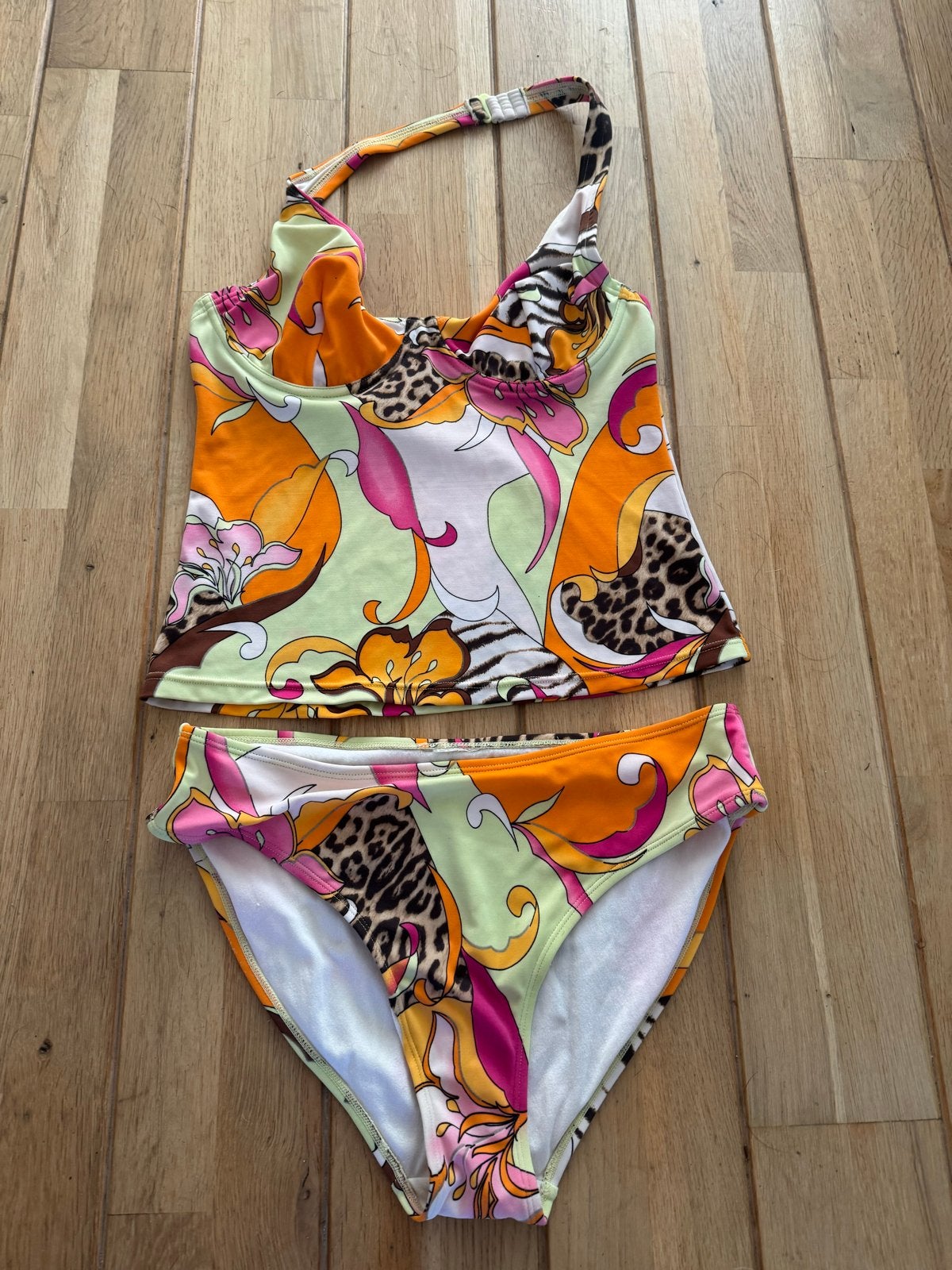 Kleurrijke tankini met dierenprint en bloemen mt 38/40, Kleding | Dames, Badmode en Zwemkleding, Zo goed als nieuw, Bikini, Oranje