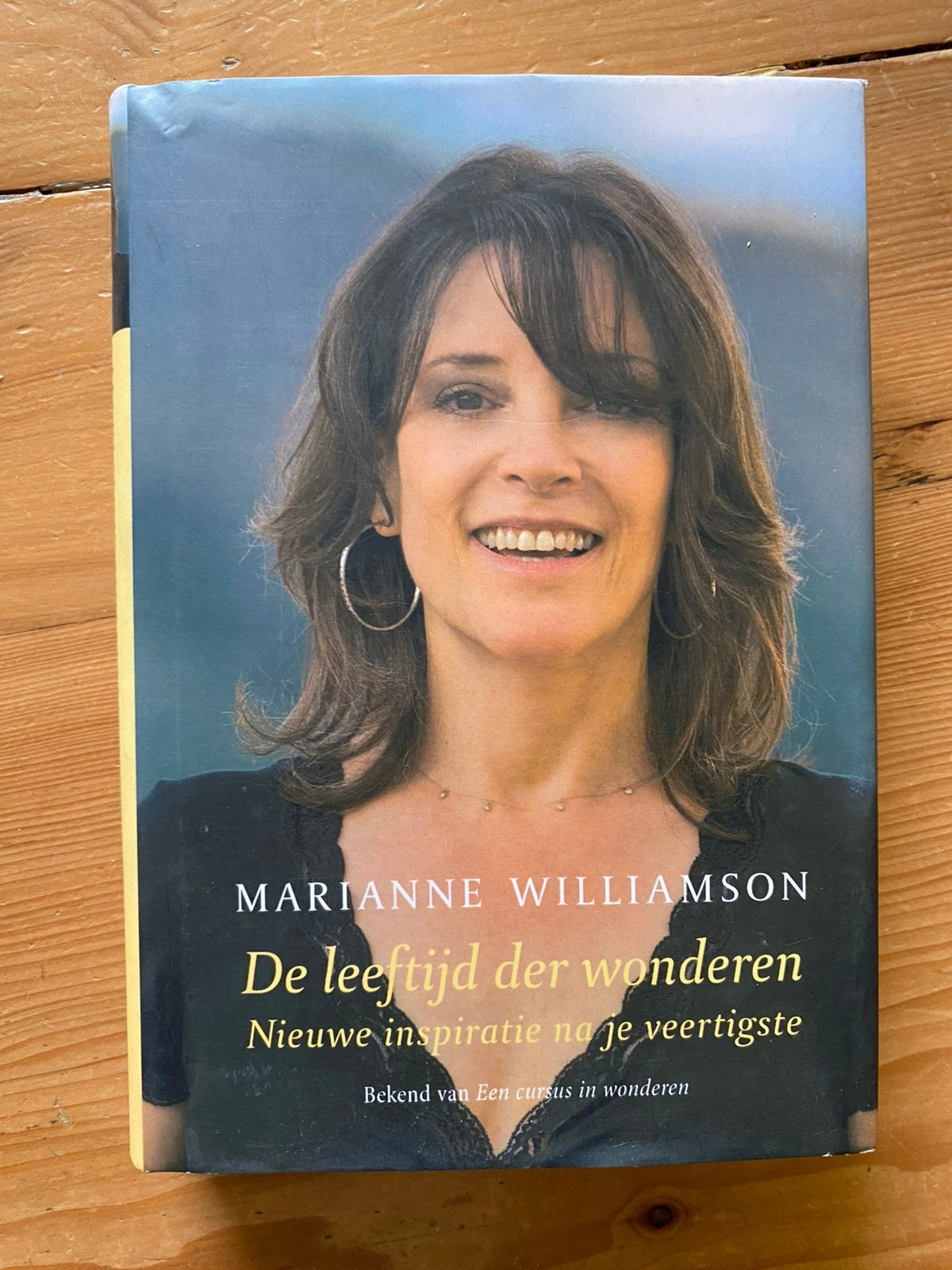 De leeftijd der wonderen - Marianne Williamson, Ophalen of Verzenden, Gelezen, Achtergrond en Informatie