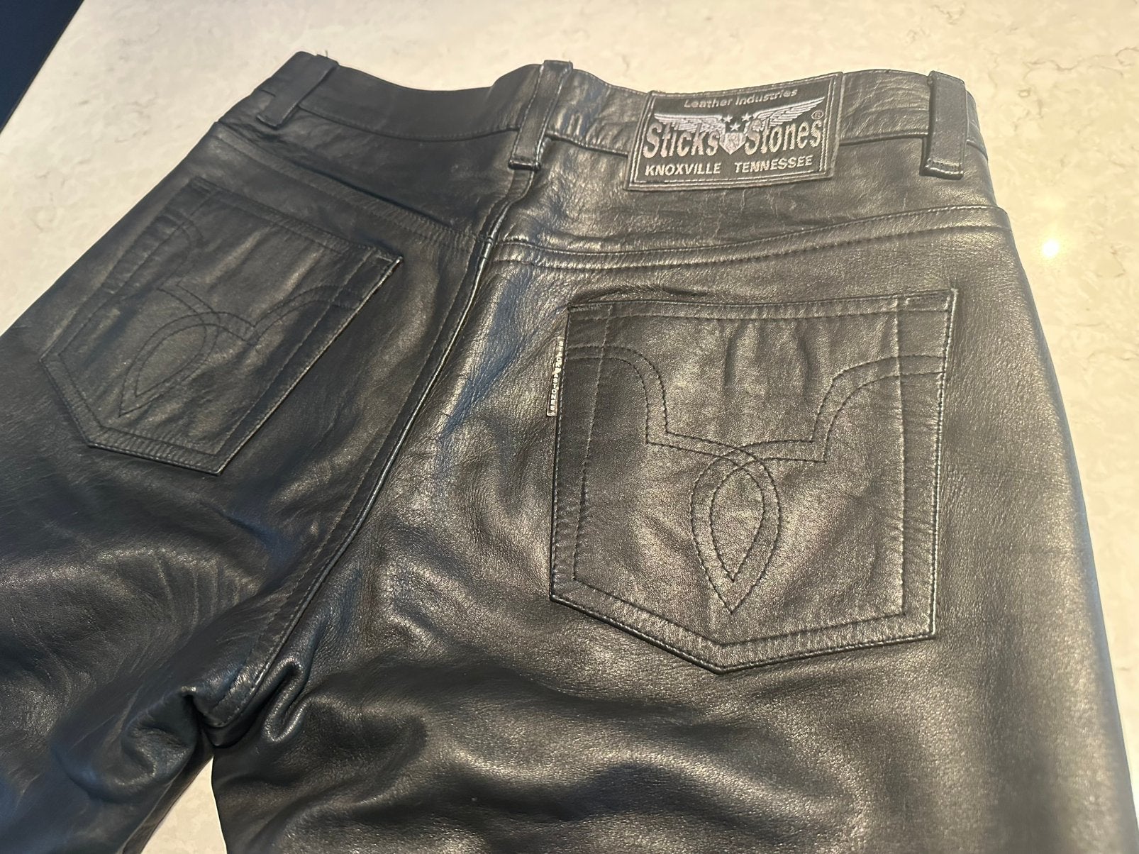 Sticks and Stones leren broek, Ophalen of Verzenden, Zo goed als nieuw, Maat 48/50 (M), Zwart