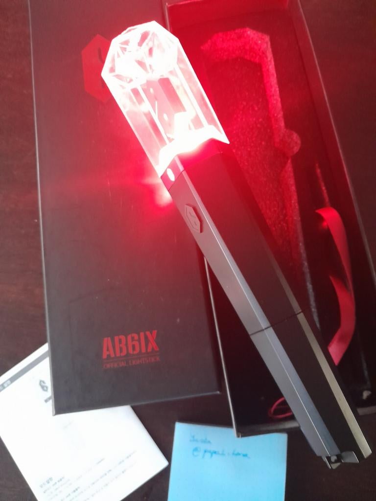 K-pop lightstick AB6IX, Ophalen of Verzenden, Zo goed als nieuw, Overige typen
