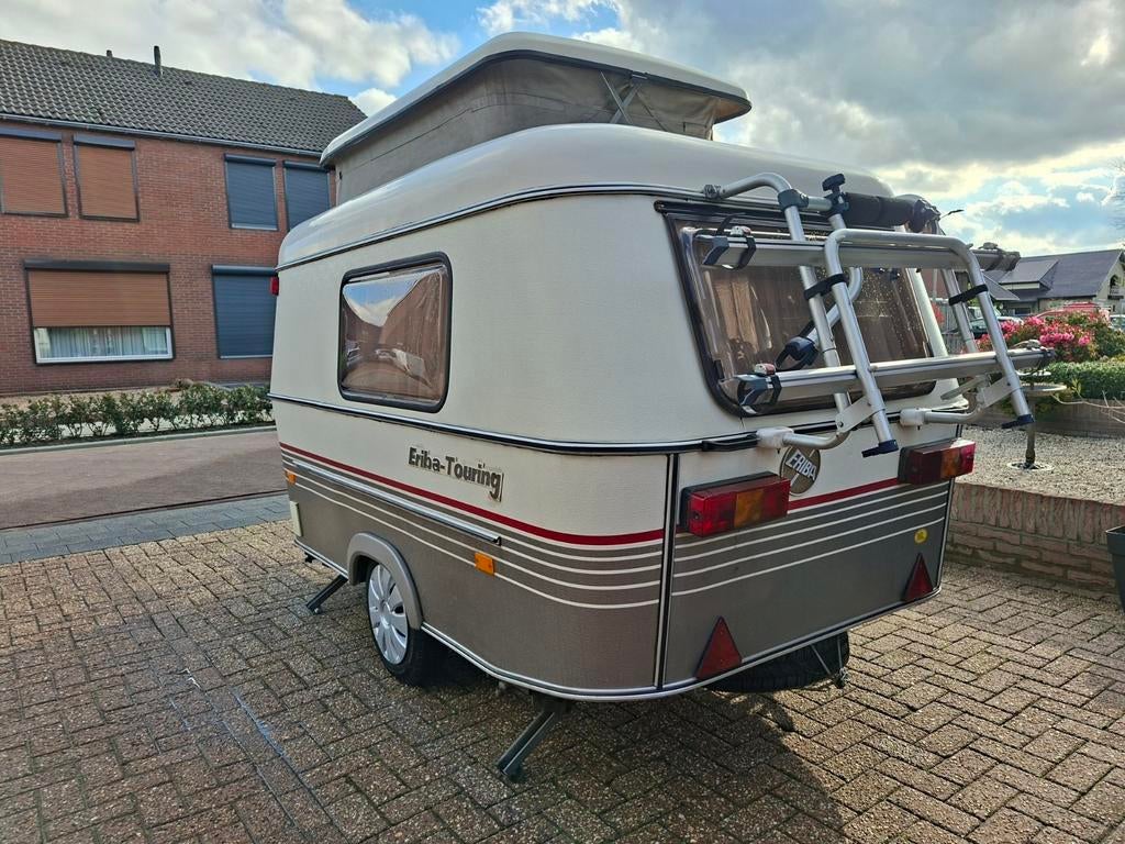 Eriba Puck Touring Caravan met Piramide tent, Standaardzit, Tot en met 2, Particulier, Lengtebed