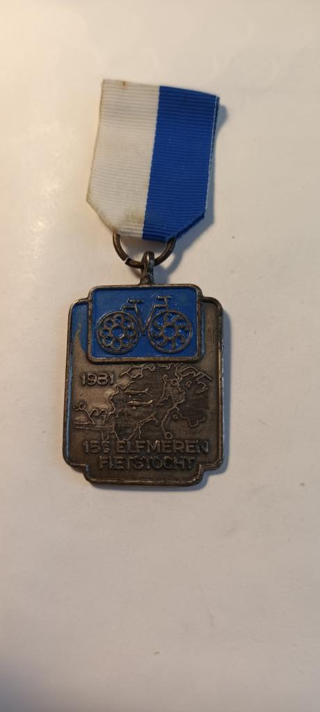 Historische Elfmeren Fietstocht Medaille 1981, Ophalen of Verzenden, Gebruikt