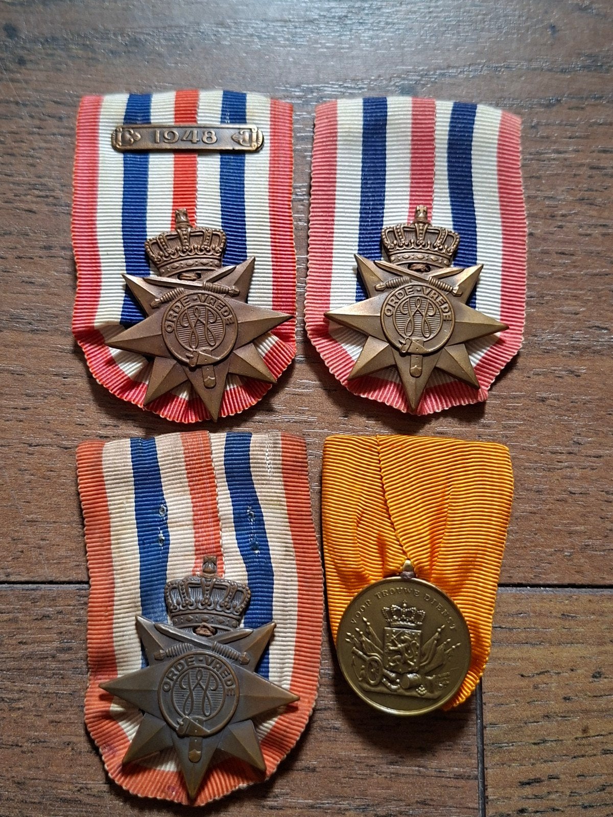 KNIL nalatenschap medailles, Verzamelen, Ophalen, Landmacht, Nederland, Lintje, Medaille of Wings