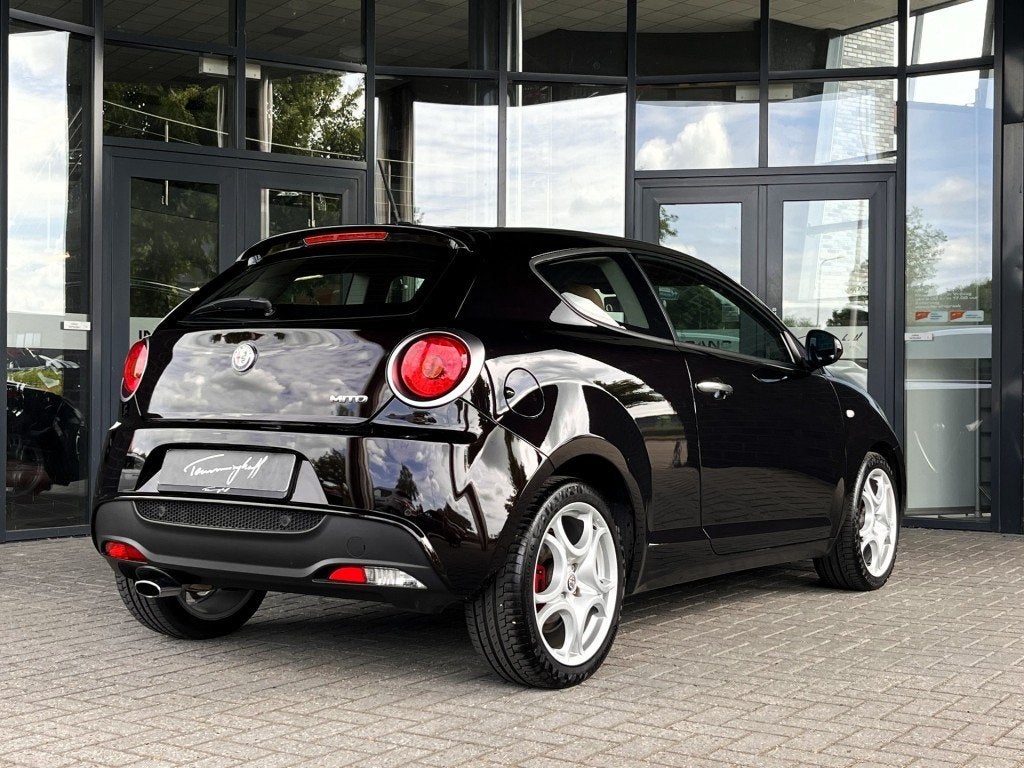 Alfa romeo MITO 0.9 T. AIR EXCLUSIVE CLIMA - NAVI - LEDER -, Auto's, Voorwielaandrijving, Gebruikt, Euro 6, Handgeschakeld