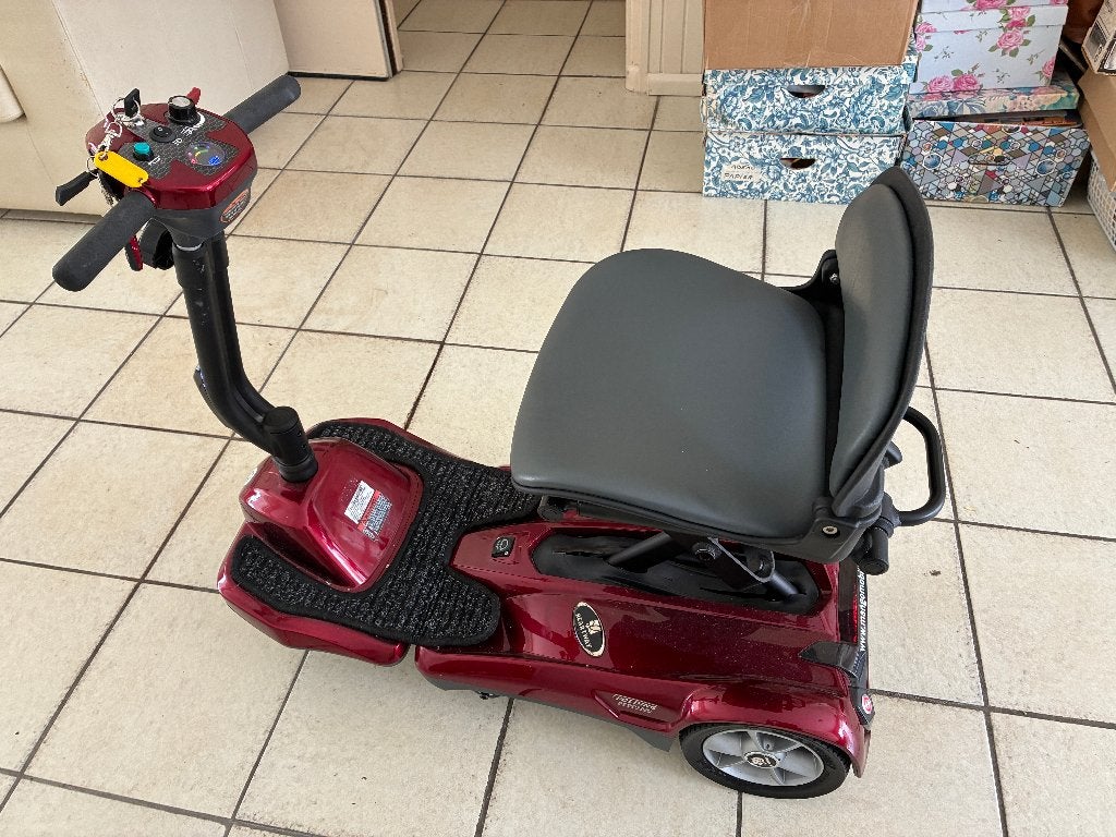Scootmobiel: Mango Johny Remote, Diversen, Brommobielen en Scootmobielen, Ophalen, 10 km/u of minder, Gebruikt, Mango