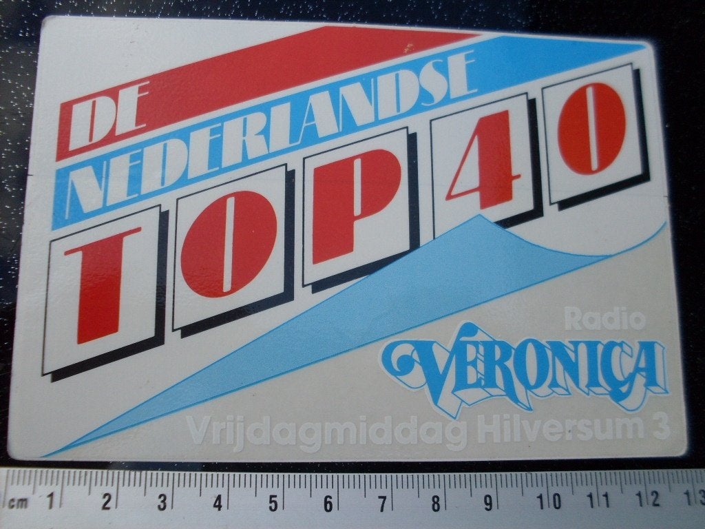ruit sticker de nederlandse top 40 veronica logo hilversum 3, Verzamelen, Verzenden, Zo goed als nieuw, Film, Tv of Omroep