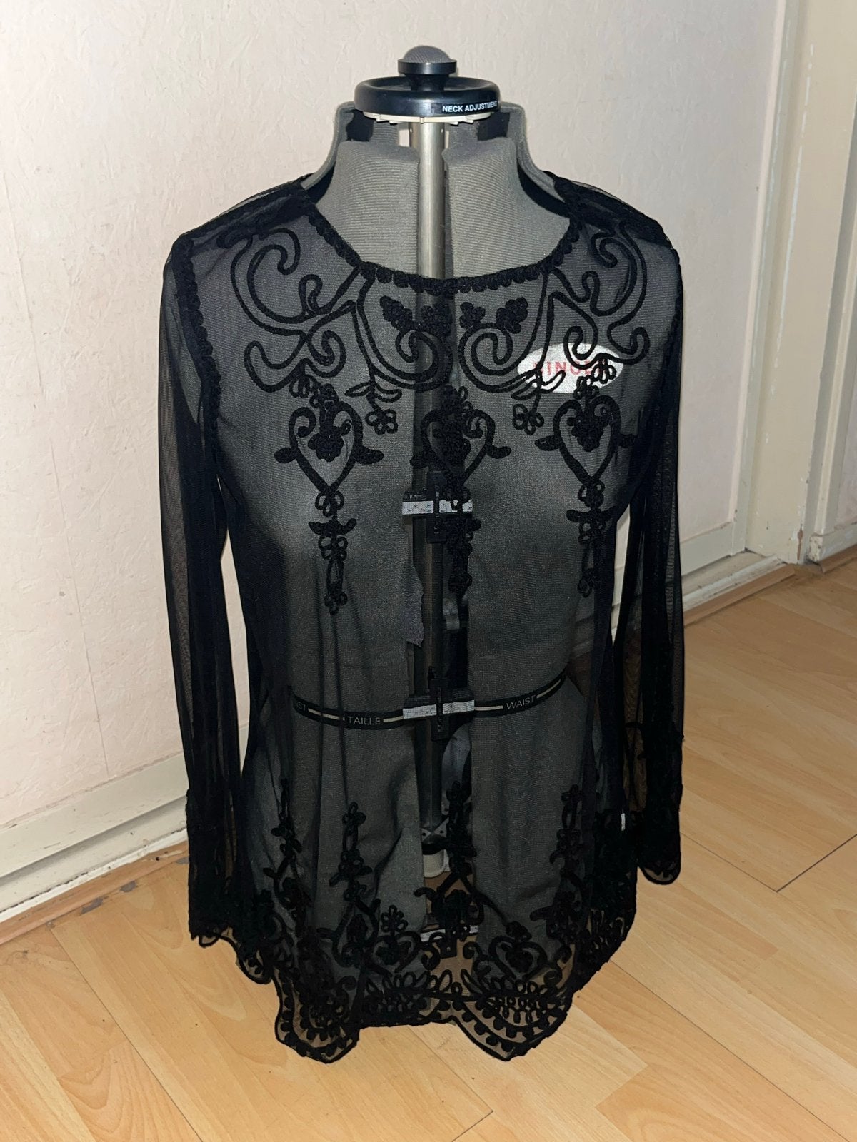 Boohoo Zwarte Kanten Blouse Maat 38 Nieuw, Maat 38/40 (M), Zwart, Nieuw, Ophalen of Verzenden