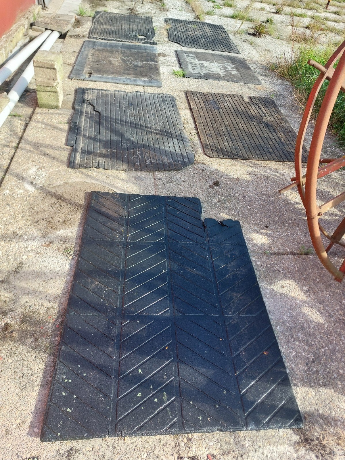 rubber vee matten  stalmatten, Ophalen of Verzenden