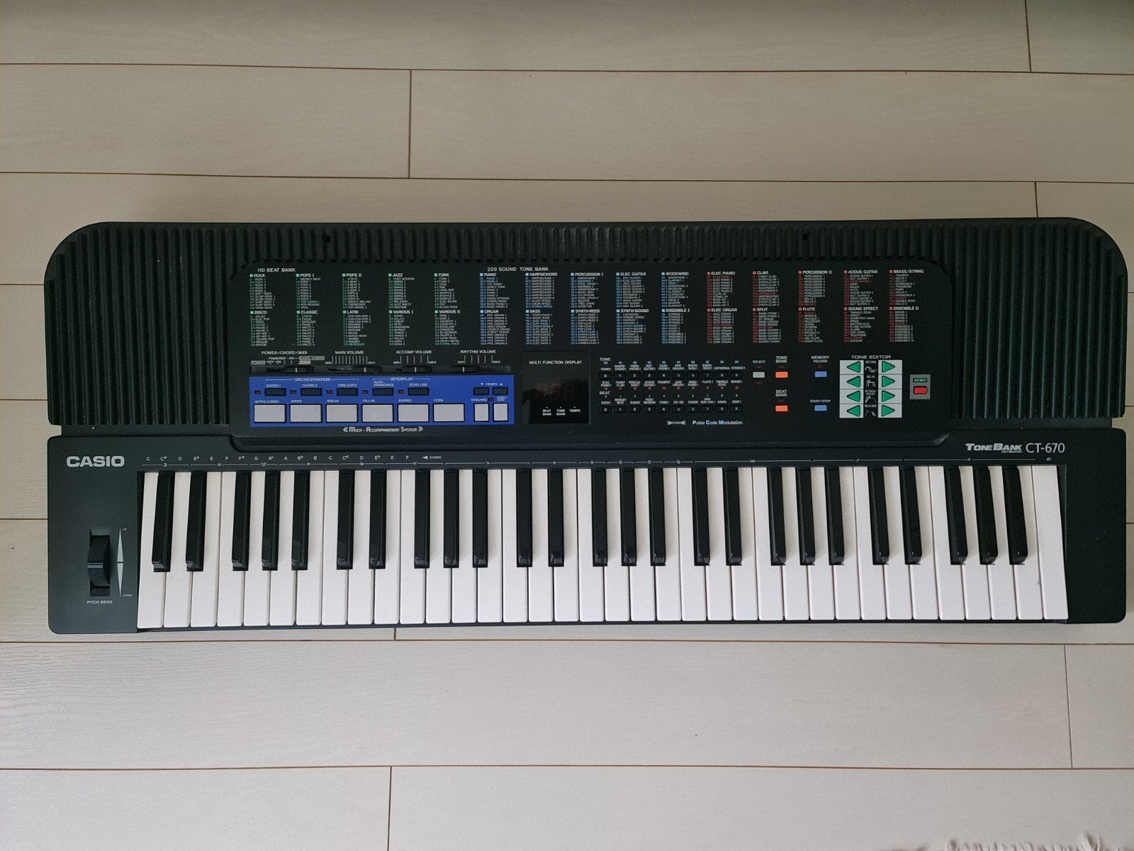 Casio Tone Bank CT-670 keyboard, Muziek en Instrumenten, Ophalen of Verzenden, Gebruikt, 61 toetsen, Casio