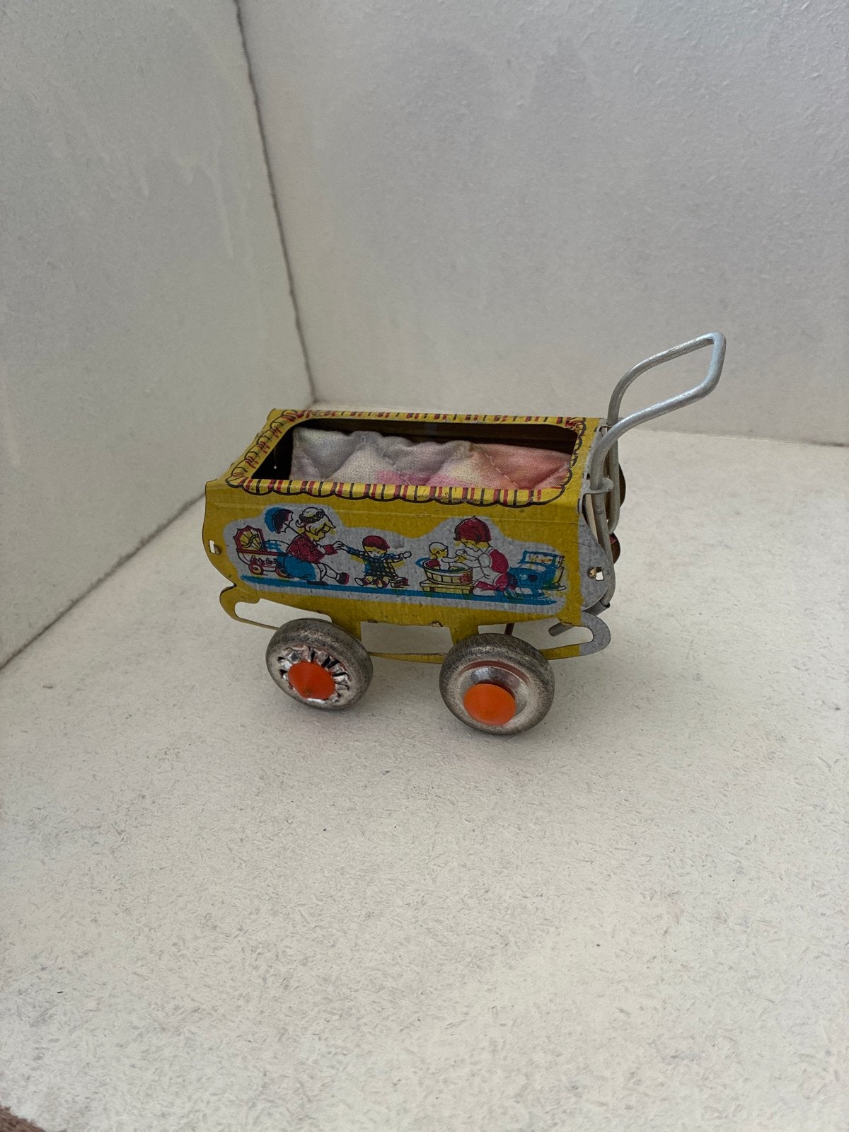 Vintage blikken poppenwagen - Speelgoed, Antiek en Kunst, Antiek | Speelgoed, Ophalen of Verzenden