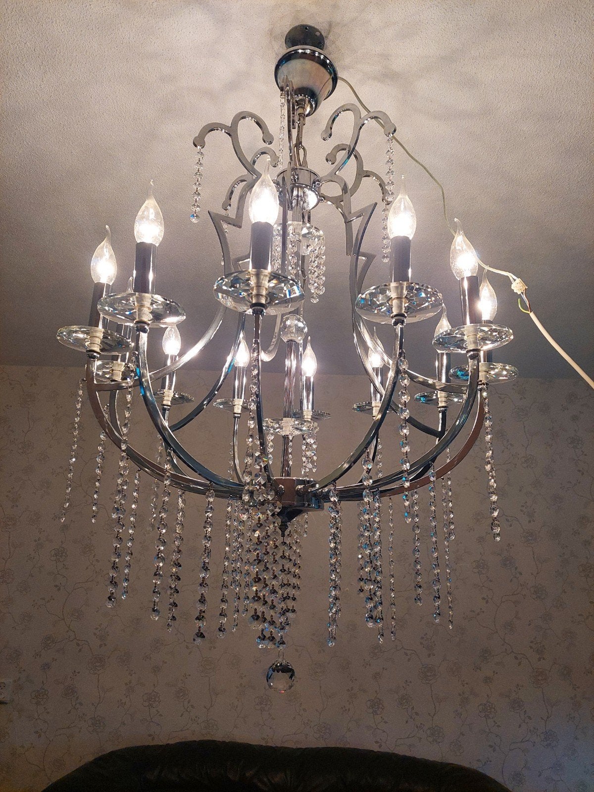 Zilver kleurige 12 arms kroonluchter, Ophalen, Gebruikt, Metaal