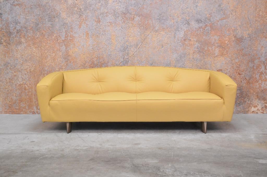 NIEUWbeklede Montis Riva bank design Gerard vd Berg, Huis en Inrichting, Banken | Bankstellen, Montis, Montis, Driepersoons, 75 tot 100 cm