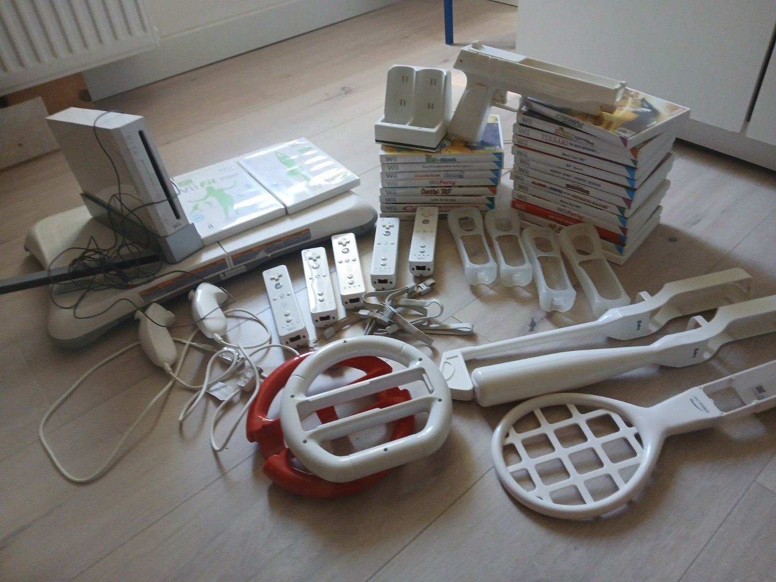 wii set . ZIE BESCHRIJVING, Ophalen of Verzenden, Gebruikt, Met stuurtje