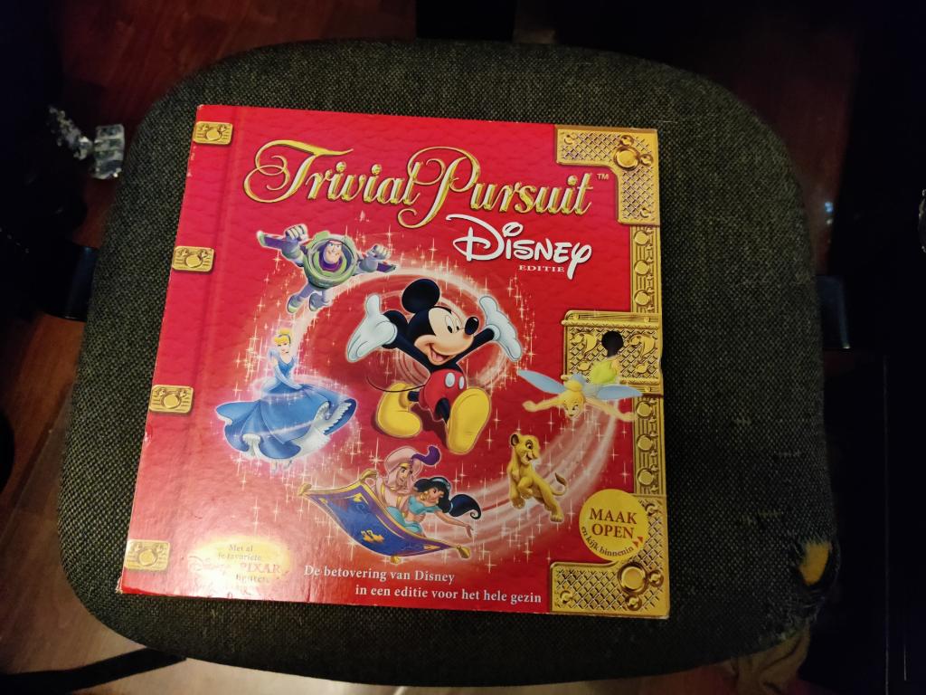 Trivial Pursuit Disney Editie, Hobby en Vrije tijd, Gezelschapsspellen | Bordspellen, Vijf spelers of meer, Ophalen, Gebruikt