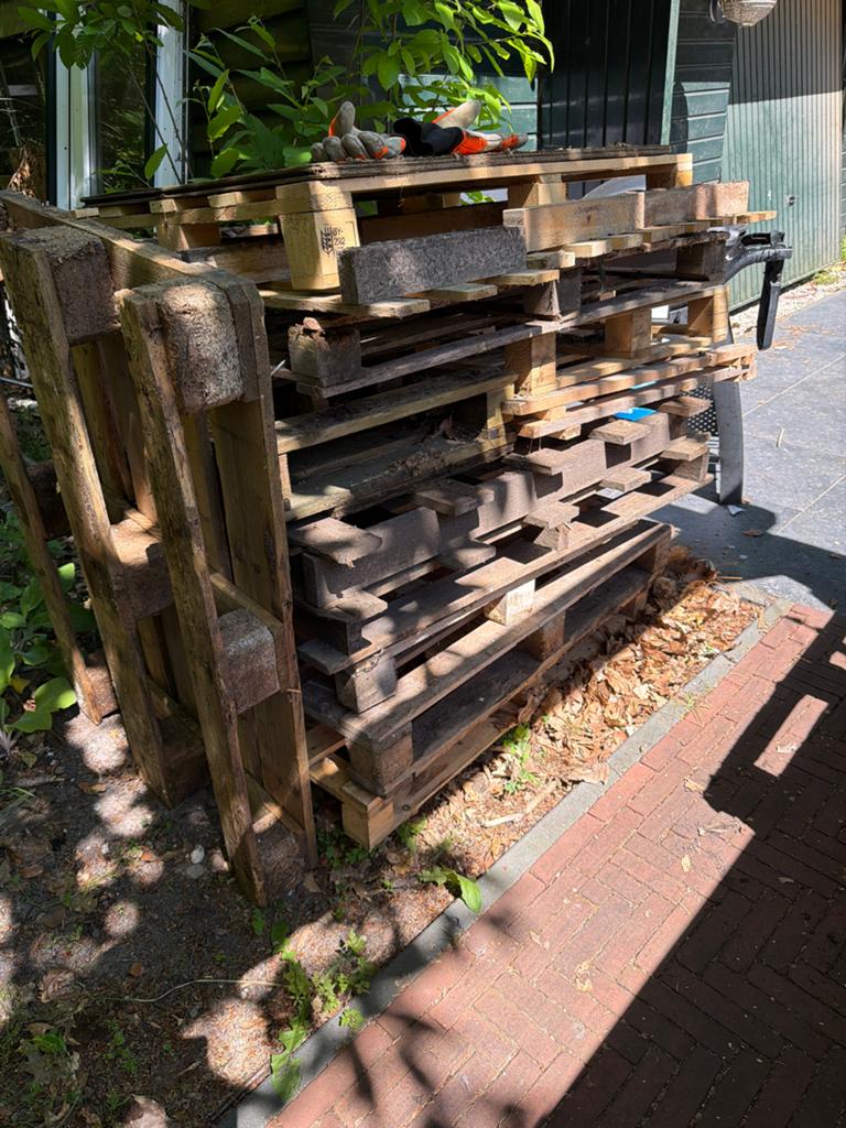 Gebruikte pallets en houten planken, Doe-het-zelf en Verbouw, Hout en Planken, Ophalen, Gebruikt, Minder dan 25 mm, Pallet