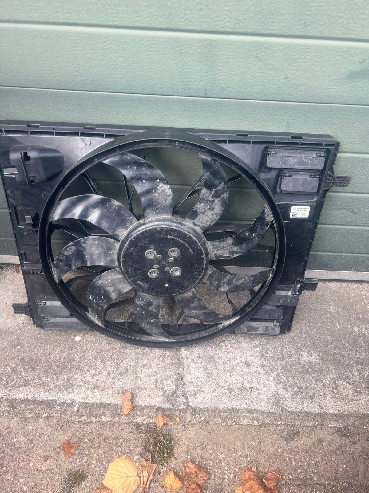 Mercedes c- klasse w206 radiator fan, Auto-onderdelen, Ophalen