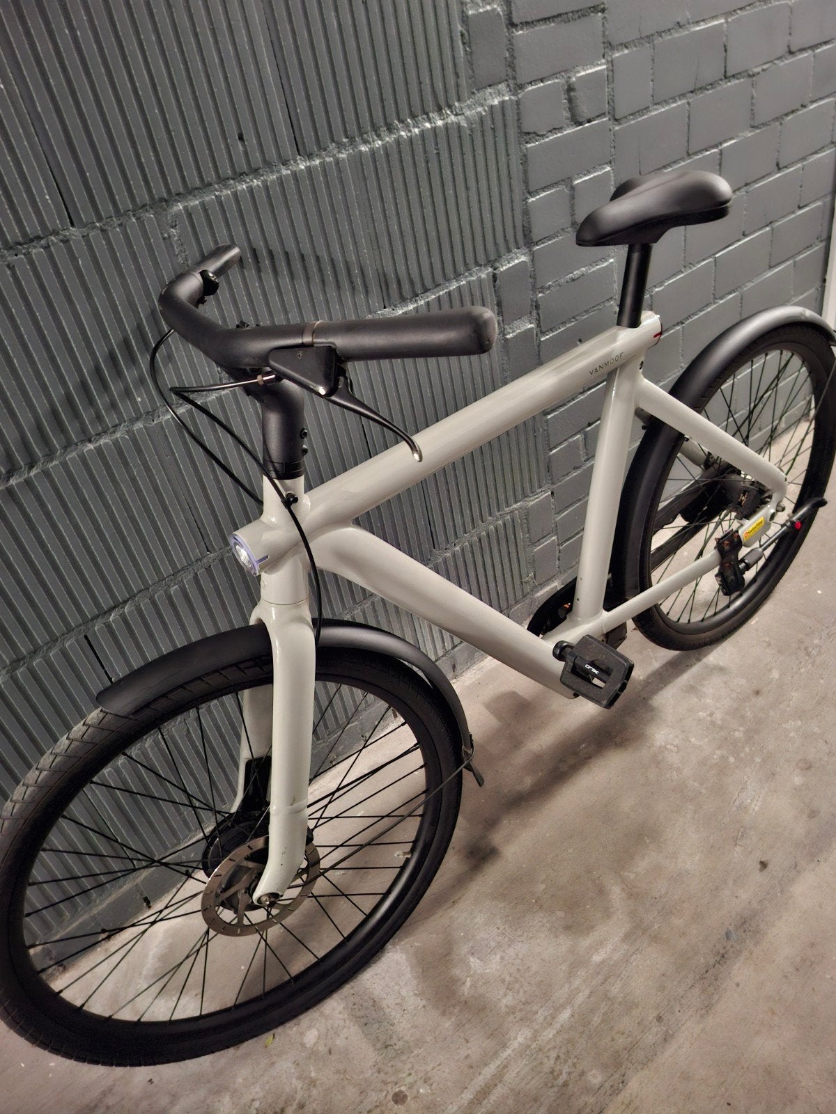 Te koop s5 vanmoof voor onderdelen. Inclusief oplader, Ophalen, Gebruikt, Schijfrem, Overige merken