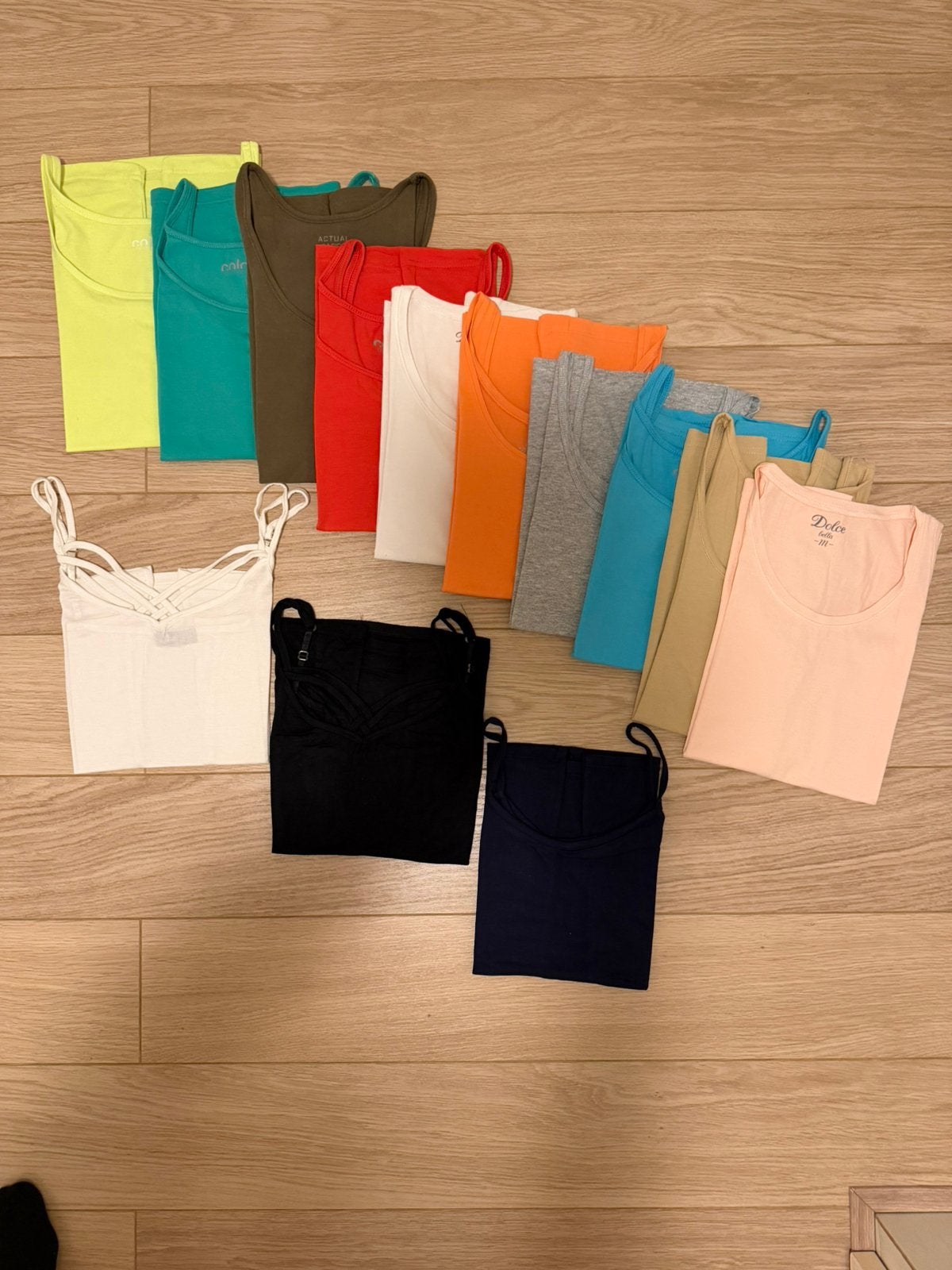 NIEUW!! 13 stuks dames collectie mouwloze tops/hemdjes, Kleding | Dames, Maat 38/40 (M), Overige kleuren, Nieuw, Ophalen of Verzenden