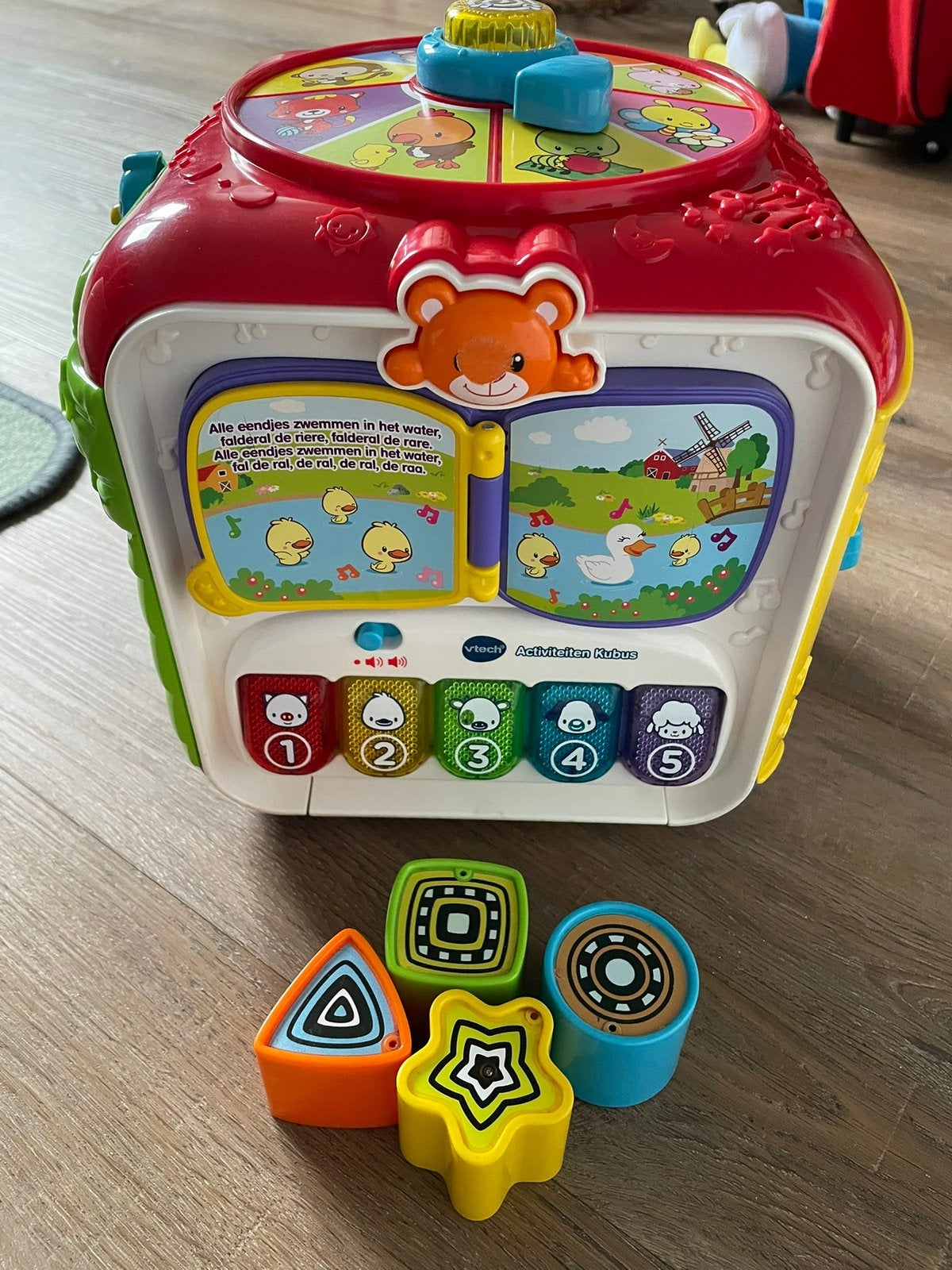 Activiteiten kubus!, Kinderen en Baby's, Speelgoed | Vtech, Ophalen, Zo goed als nieuw, 6 maanden tot 2 jaar