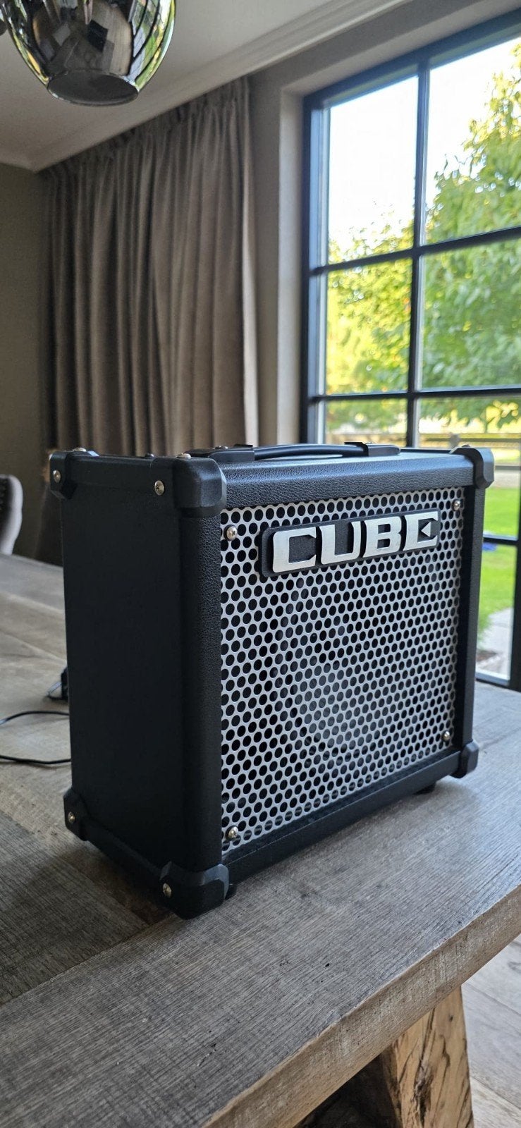 Roland CUBE-10GX, Ophalen, Minder dan 50 watt
