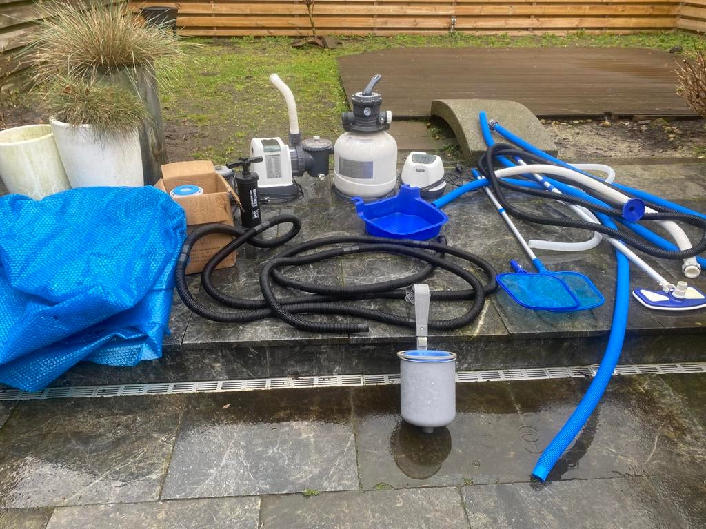 Heel veel accessoires voor zwembad / veel Intex, Tuin en Terras, Zwembad-toebehoren, Ophalen, Gebruikt