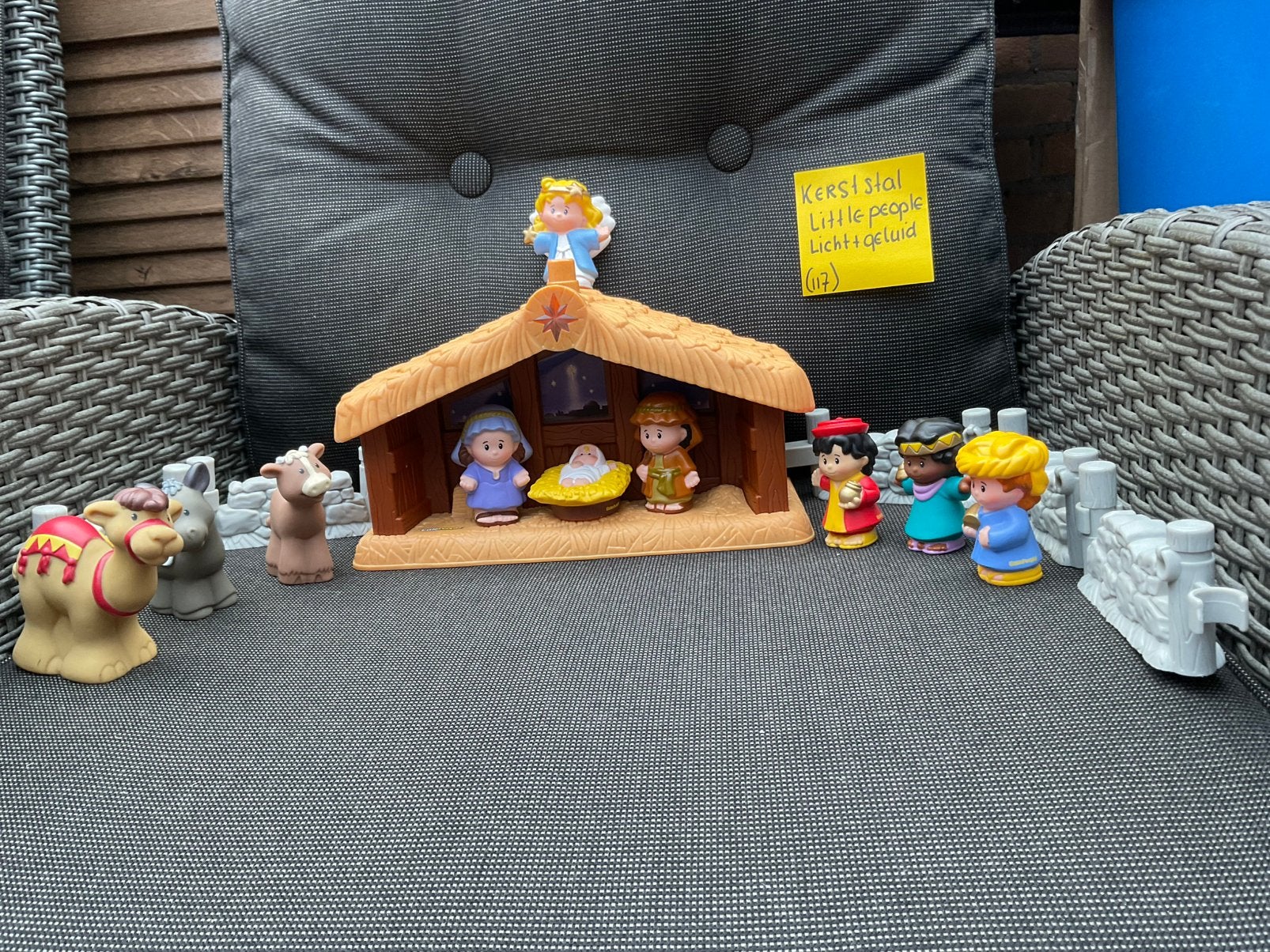 Little People kribbe kerststal met licht en geluid, werkt, Ophalen, Zo goed als nieuw, Speelset, Met licht