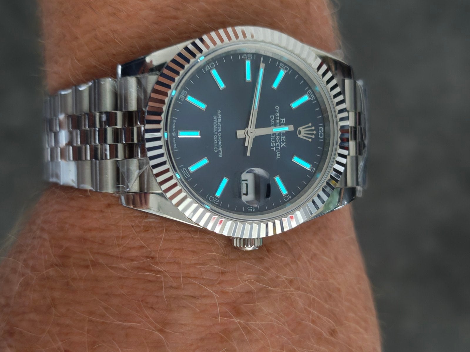 Nieuwe Rolex Datejust 41mm Blauwe Wijzerplaat Jubilee Band, Ophalen of Verzenden, Nieuw, Staal, Rolex