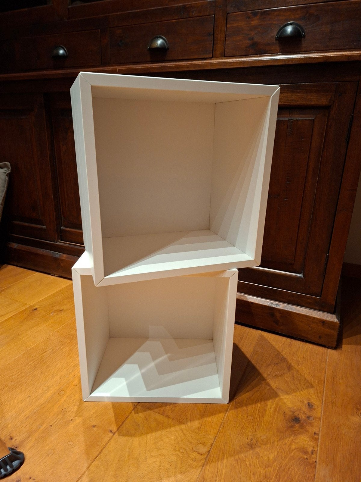 Witte kubus wandplank 35x35x25 cm met ophangsysteem, Ophalen, Gebruikt