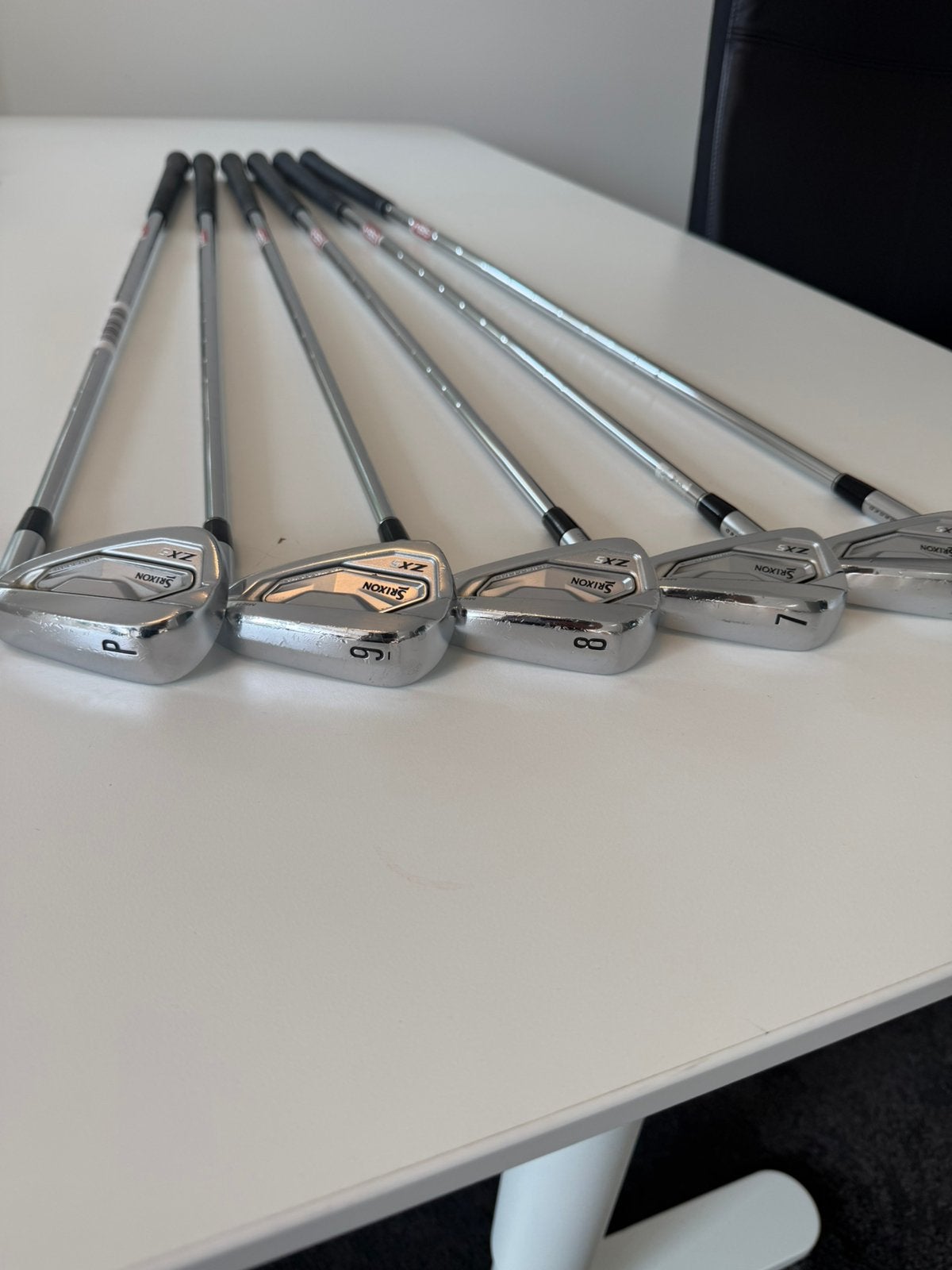 Srixon ZX5 ijzerset - Testen ok! - Topstaat! S flex, Sport en Fitness, Set, -, -, Ophalen of Verzenden