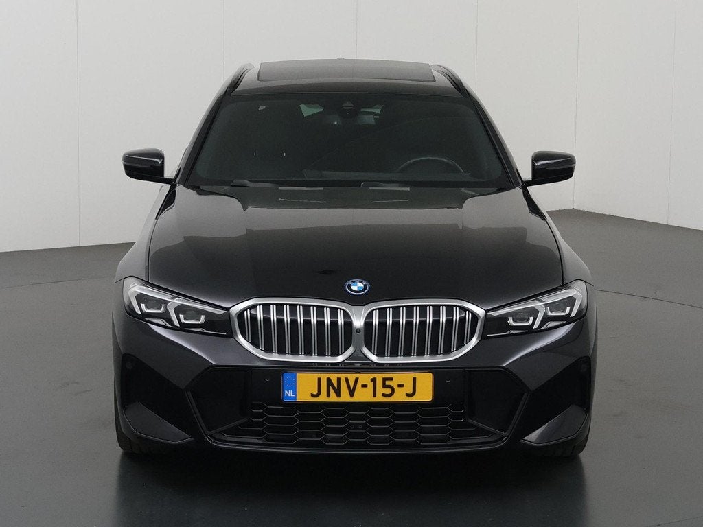 BMW 3-serie Touring 320e M-Sport | SOH 97,4% | Facelift | Pa, Auto's, BMW, 1998 cc, Gebruikt, 4 cilinders, Zwart