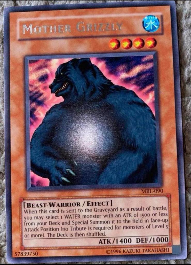 Yu-Gi-Oh! Mother Grizzly MRL Old US Rare !, Ophalen of Verzenden, Zo goed als nieuw, Losse kaart