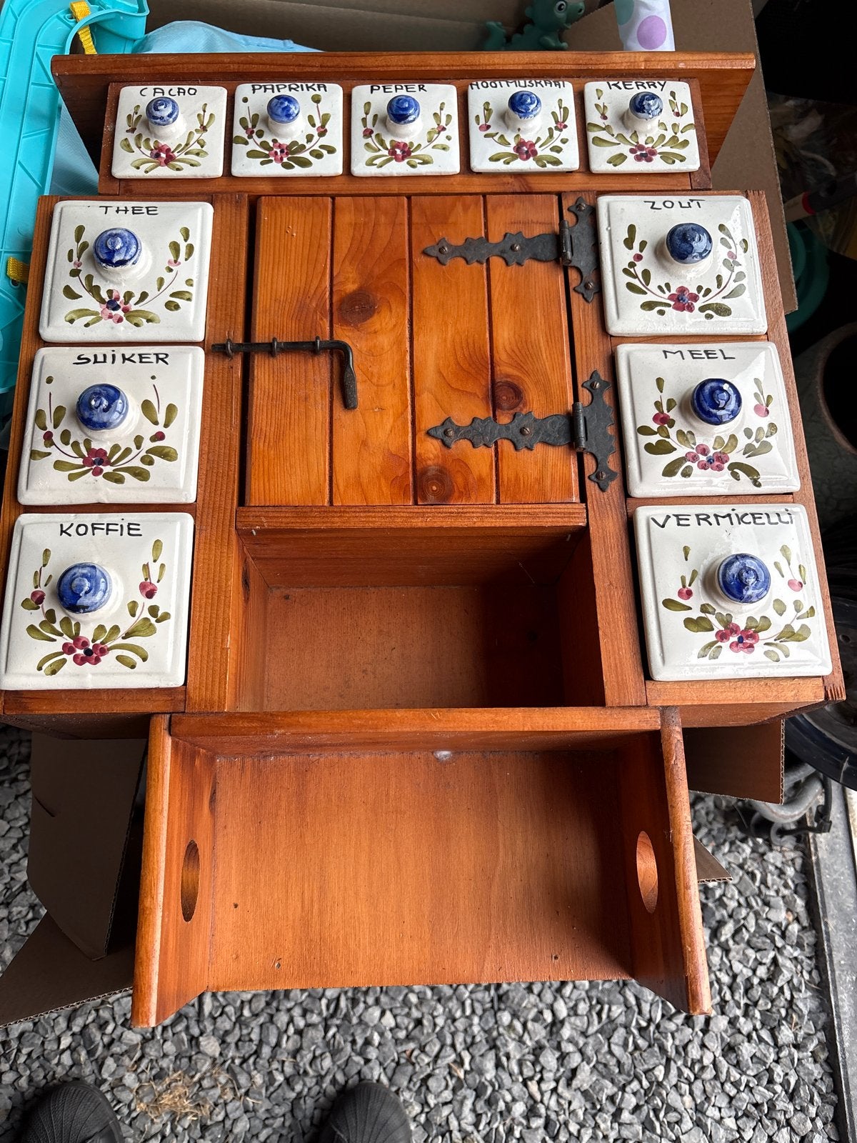 Antieke houten kruidenkast met keramische lades, Antiek en Kunst, Ophalen