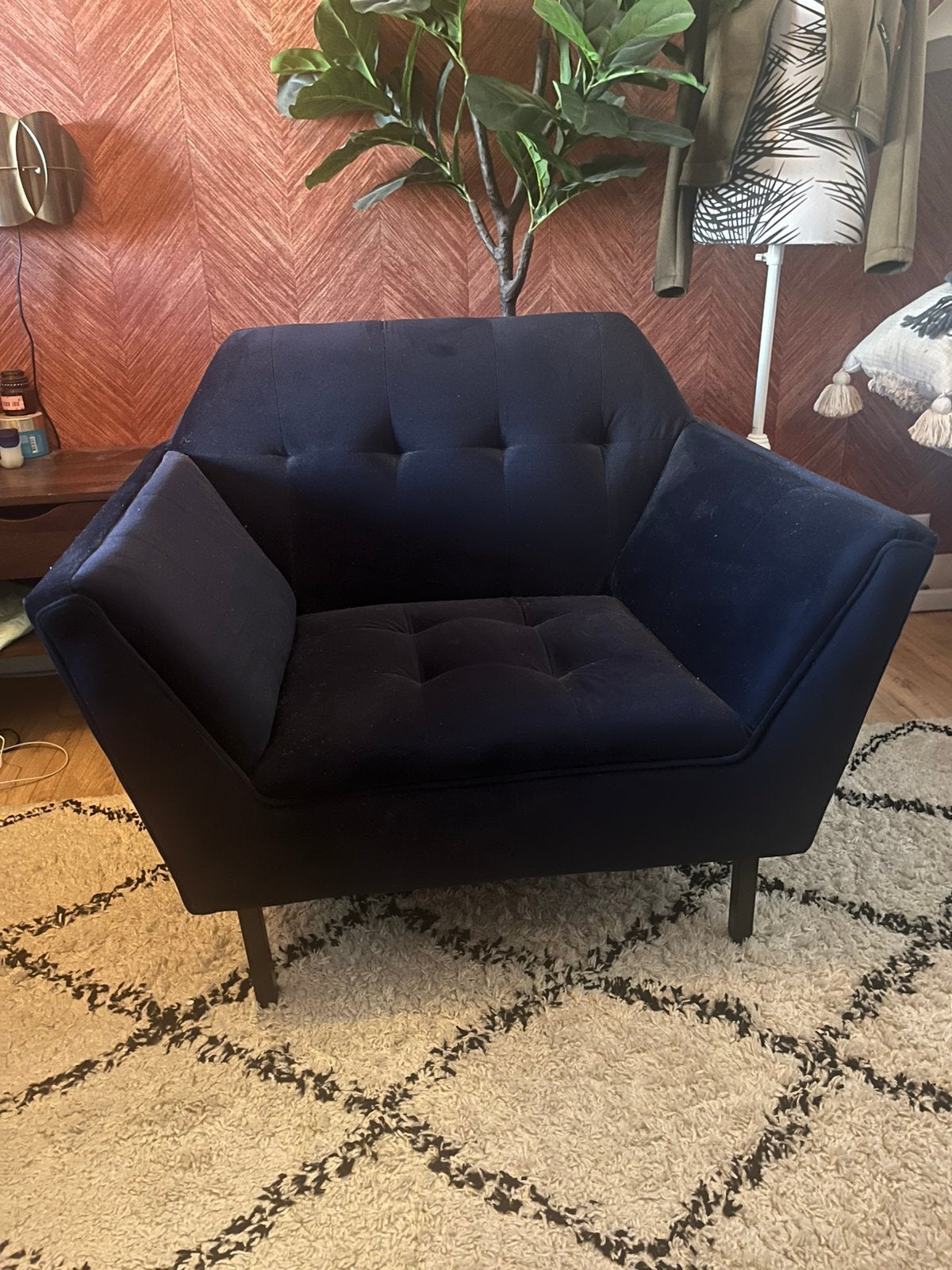 Blauw fluwele Dutchbone fauteuil, Ophalen, 75 tot 100 cm, Zo goed als nieuw, Stof