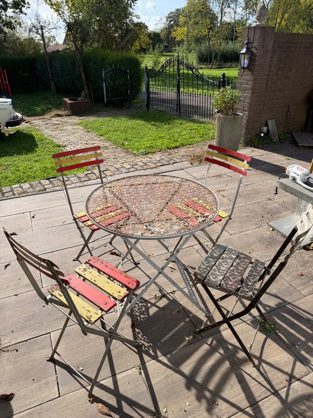 Vintage franse bistro Tuinset: Tafel en 3 Stoelen, Ophalen, Gebruikt, Eettafel, 3 zitplaatsen