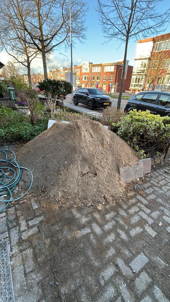 Gratis zand / grond / aarde 3/4m3, Tuin en Terras, Zand, Ophalen, Zo goed als nieuw, Overige typen