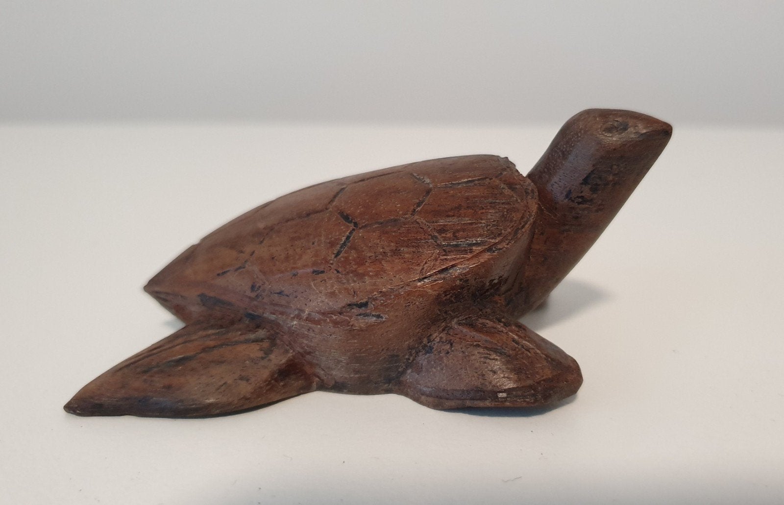 Vintage handgesneden houten schildpad massief hardhout, Ophalen of Verzenden