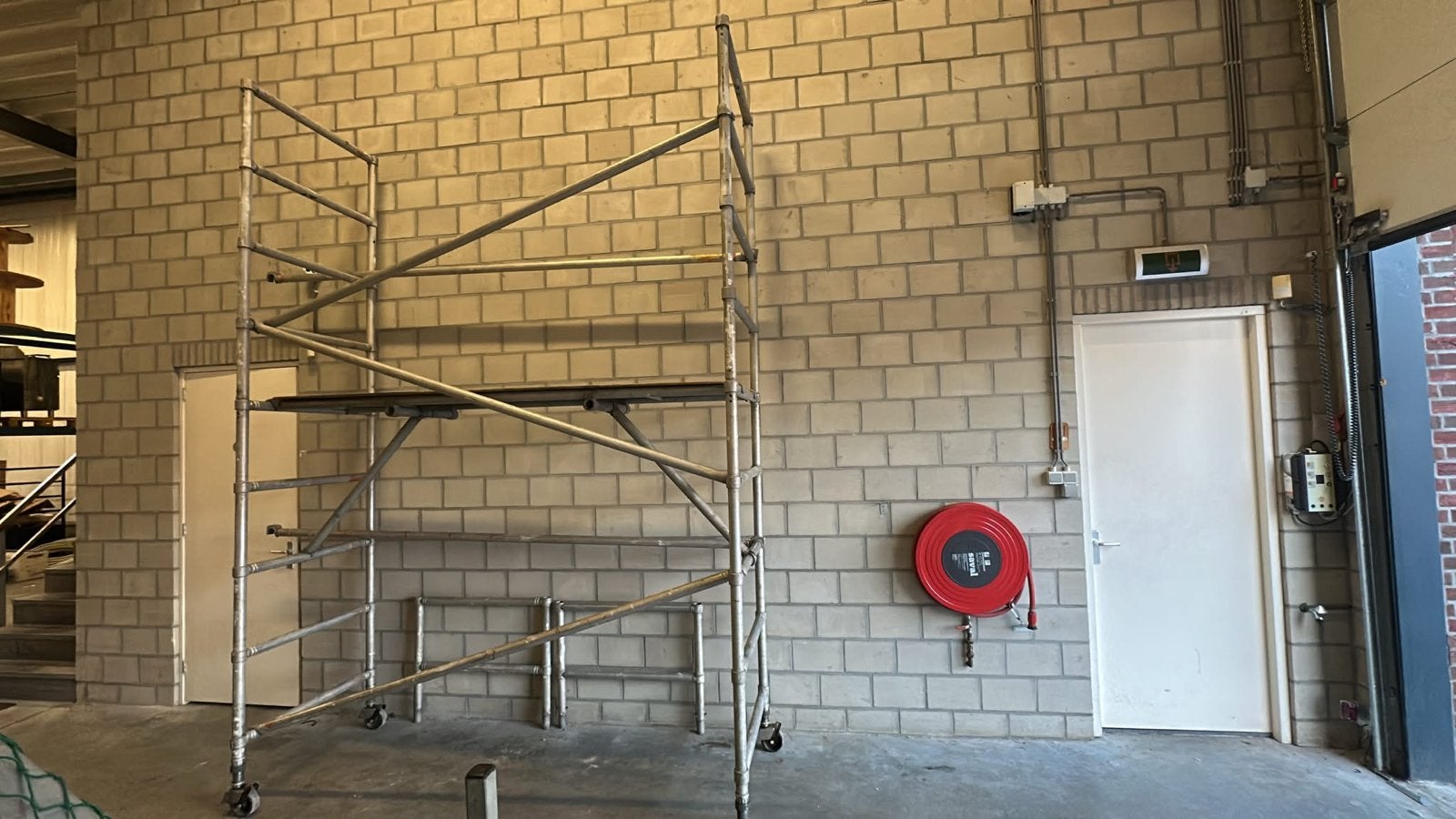 Stevige rolsteiger met wielen, Ophalen, Gebruikt, Rolsteiger of Kamersteiger, 2 tot 5 meter