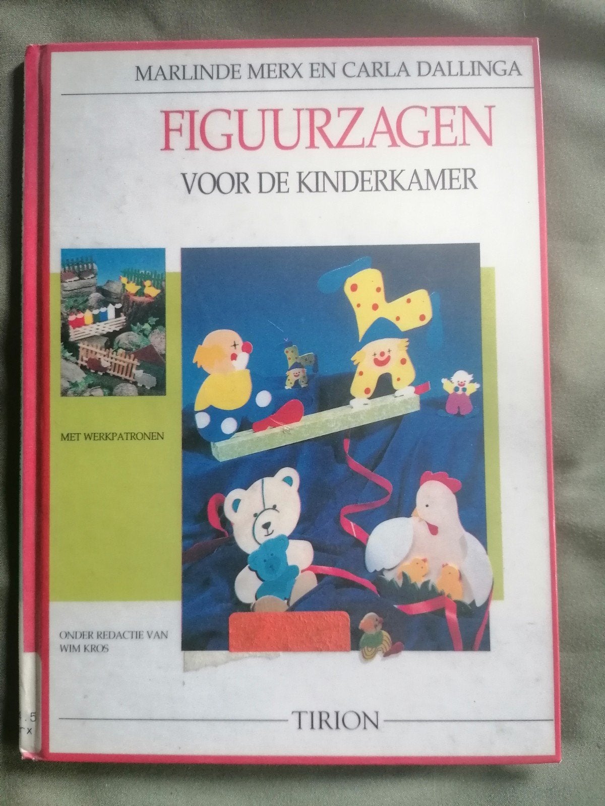 Knutselboek met sjablonen voor kinderkamer., Hobby en Vrije tijd, Knutselen, Gebruikt, Dieren, Ophalen of Verzenden, Papier of Karton