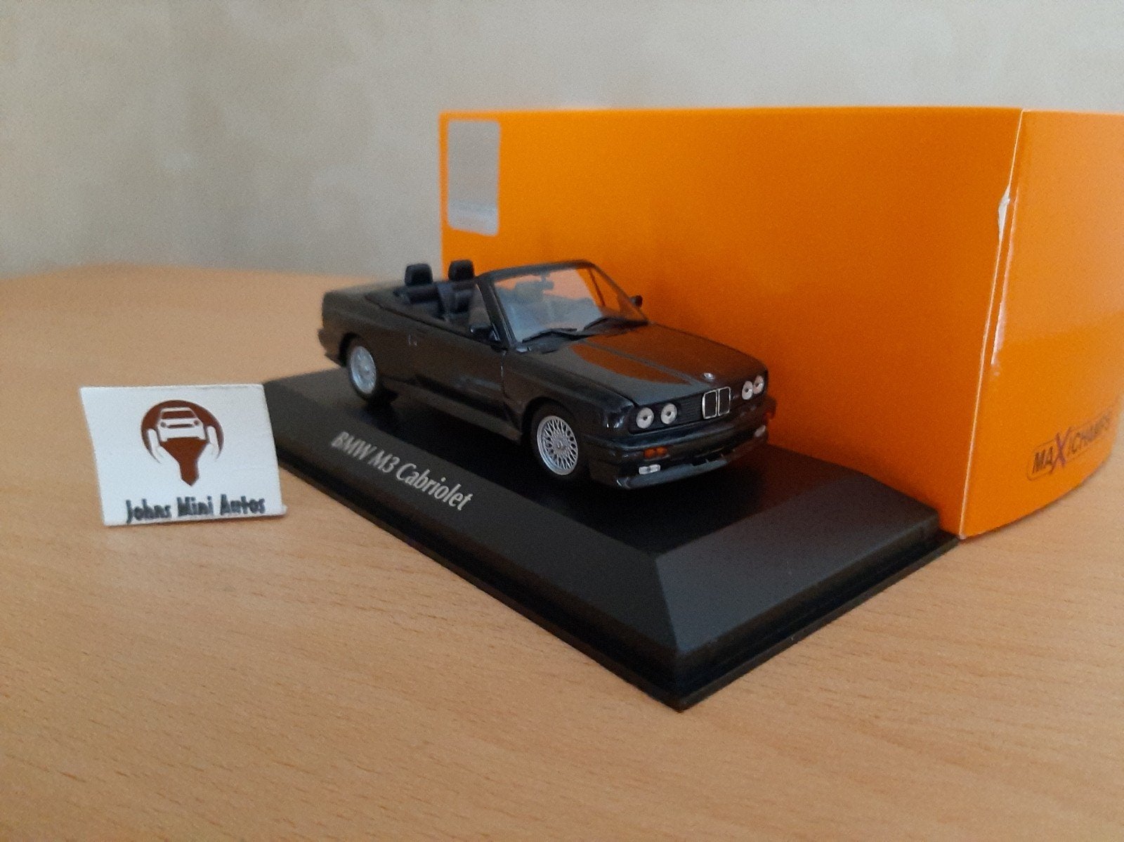 BMW M3 Cabriolet (E30) 1988 zwart metallic Maxichamps 1:43, Hobby en Vrije tijd, Overige merken, Auto, Nieuw, Ophalen of Verzenden