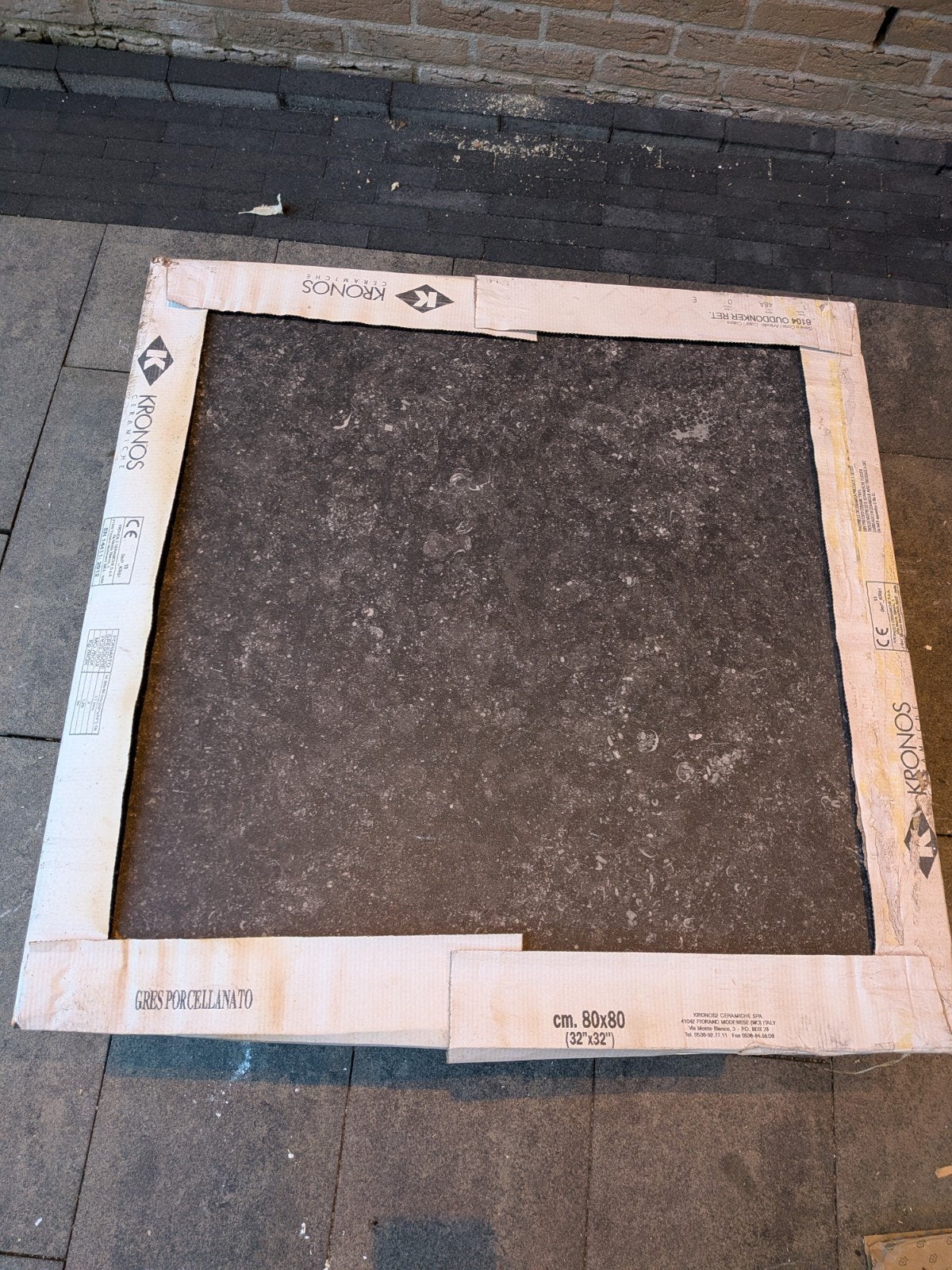 11 Keramische Tegels 80x80 cm - Belgisch Hardsteen Look, Ophalen