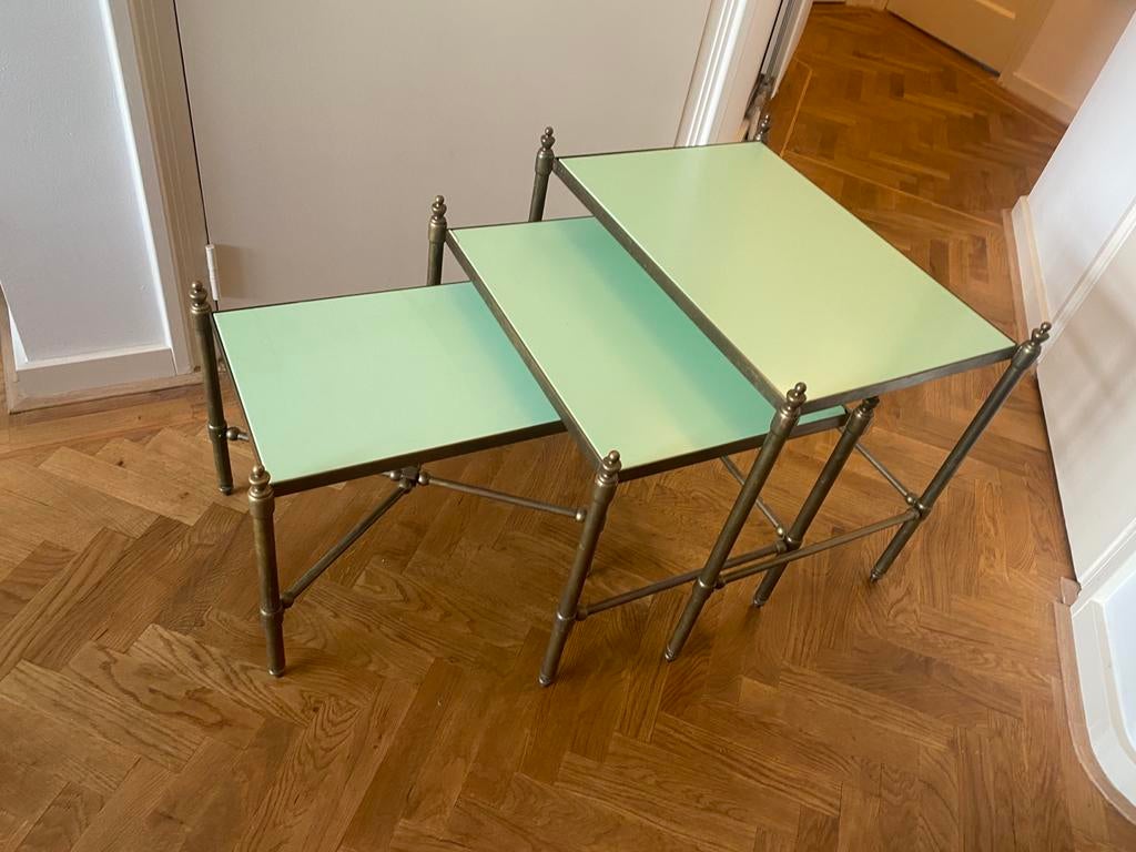 Maison Jansen Midcentury Koperen/Glazen Bijzettafels (3), Huis en Inrichting, Gebruikt, 55 tot 75 cm, Glas, Rechthoekig