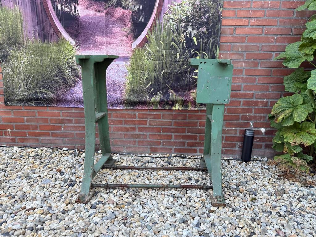 Origineel Gietijzeren Machine-onderstel - Tafelpoten, Antiek en Kunst, Antiek | Woonaccessoires, Ophalen
